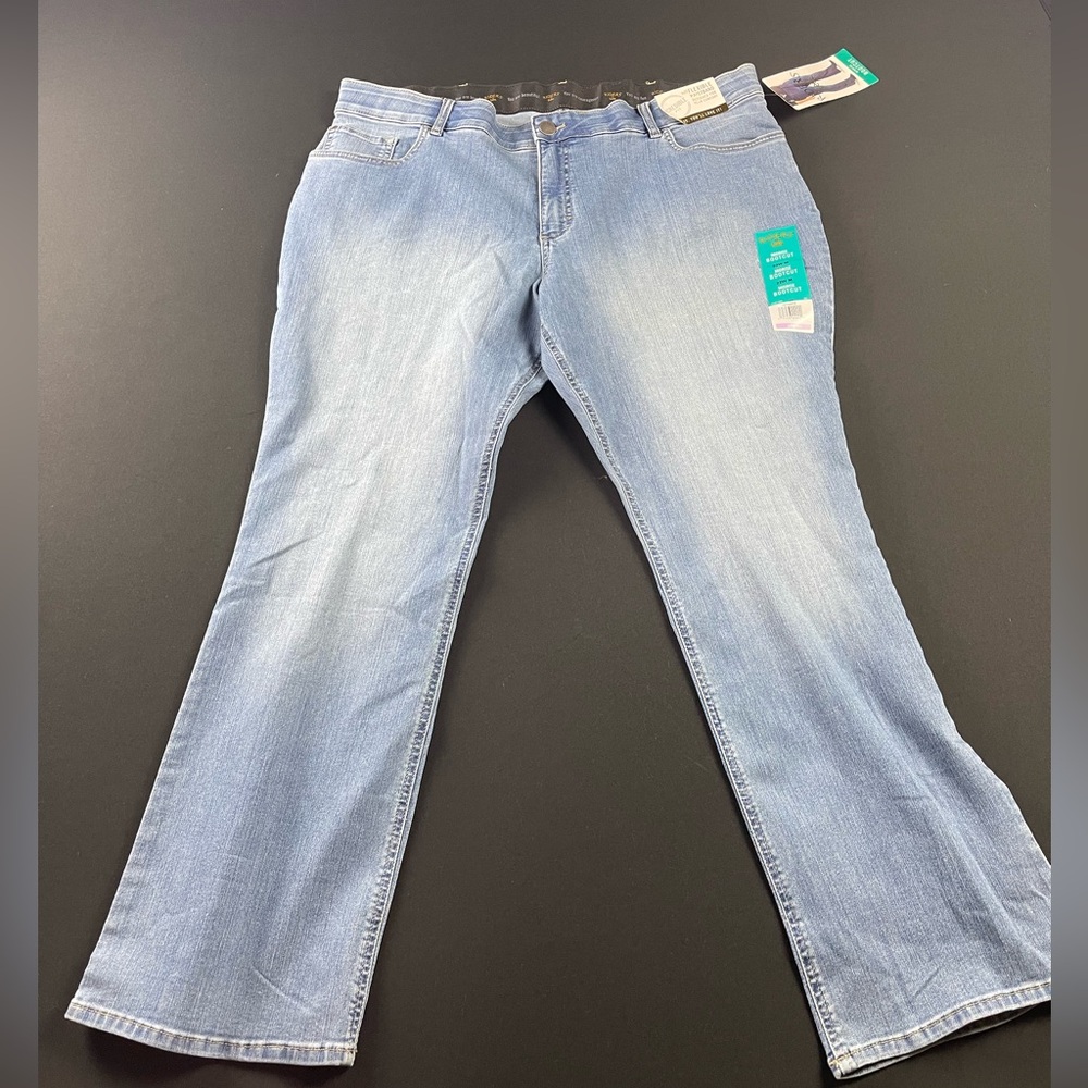 NWT Riders by Lee Women's Sky Blue Mid-Rise Boot Cut Jeans